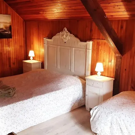 Chalet Confortable Au Calme A L'etang Du Stock *