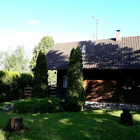 Confortable Au Calme A L'etang Du Stock Alpehytte *